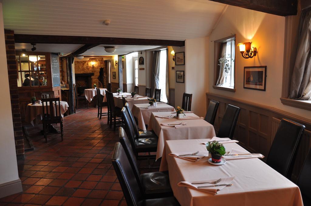 The Crown Inn Benson Buitenkant foto